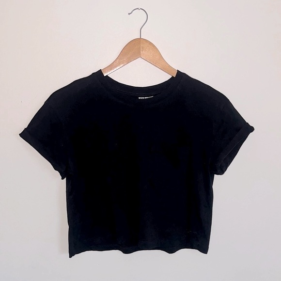 Divided H&M Black Crop Top - Picture 1 of 4